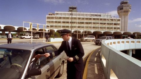 Al fondo, el aeropuerto internacional  Luis Muñoz Marín, que pasa a ser manejado por un consorcio mexicano.