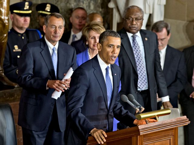 Obama y los principales líderes demócratas y republicanos en el Congreso coincidieron hoy en el Capitolio en una ceremonia en honor de la activista afroamericana Rosa Parks.