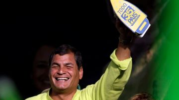 Consejo Electoral de Ecuador confirma reelección de Correa con 57,7% de votos