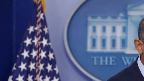 El país deberá aceptar los recortes. El presidente Barack Obama pidió al país "apretarse el cinturón".