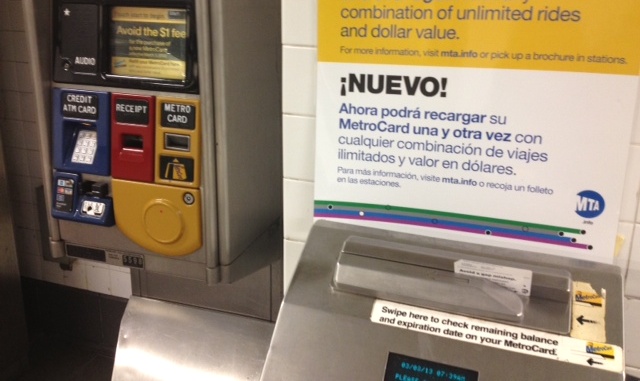 Para ahorrarse el recargo de $1 en las MetroCard, los usuarios ahora tendrán la opción de recargar su tarjeta cuantas veces quieran.