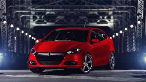 El Dodge Dart 2013 es un sedán pequeño que viene totalmente nuevo