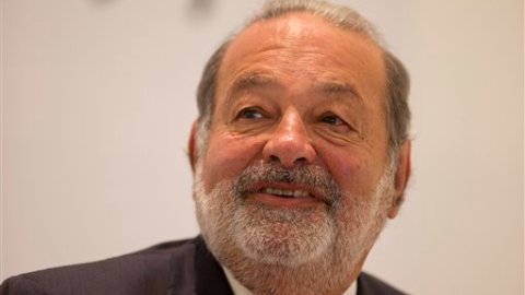 El patrimonio neto de Slim aumentó a $73,000 millones comparado con $69,000 el año pasado.