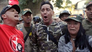 Mientras parte del pueblo venezolano llora sin consuelo la muerte de su presidente, en Estados Unidos congresistas celebran el suceso.