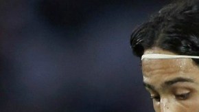 Aldo de Nigris se encargócar el segundo gol en favor de Rayados