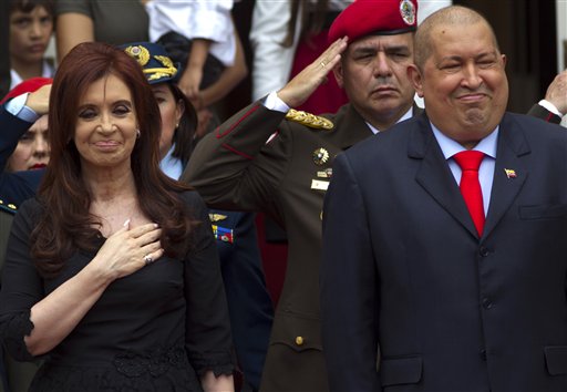 La mandataria acudirá a la ceremonia luctuosa no sólo para cumplir con un gesto político, sino también porque era amiga personal de Chávez.