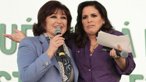 Angélica Vale (derecha), junto a su madre, la también actriz Angélica María.