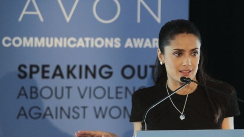 Por momentos se le quebró la voz durante su intervención.