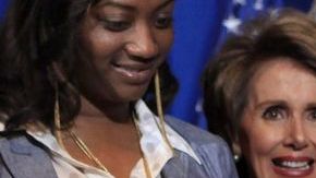 El presidente Barack Obama firmo hoy la Ley de víctimas de violencia doméstica.