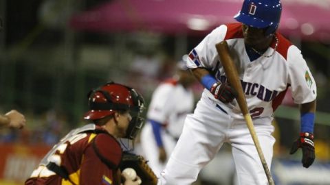 República Dominicana aplastó 9-3 a Venezuela, en su debut en el Clásico Mundial