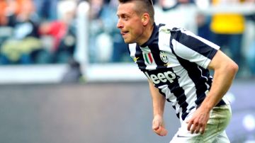 El argentino Emanuele Giaccherini fue el héroe de Juventus al marcar el gol de la victoria.