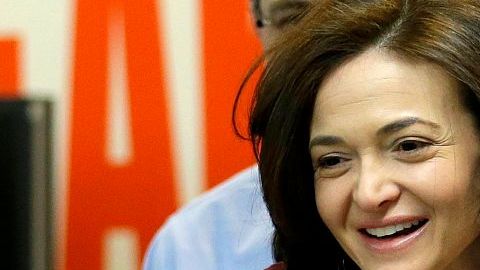La jefa de operaciones de Facebook, Sheryl Sandberg.