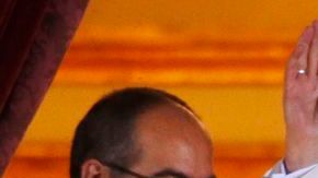 El Papa Francisco I bendiciendo por vez primera a los fieles.