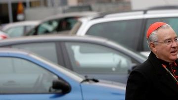 El cardenal  mexicano Francisco Robles Ortega también sonaba como candidato.