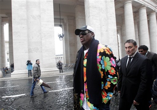 Rodman dice que le gustaría conocer al nuevo Papa negro en Africa, en la que dice es su misión para promover la paz mundial.