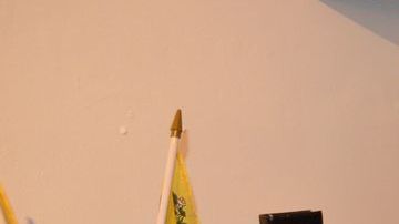 Un altar en homenaje al ex presidente de Venezuela Hugo Chávez en la galería Calles y Sueños, en Chicago.