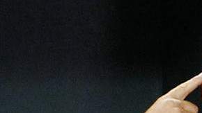 Mike Scioscia tiene el reto de hallar un abridor para los Angels.