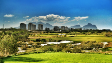 Un render digital en 3D del hoyo 17 del campo de golf de Hanse Golf Course Design en Río de Janeiro.