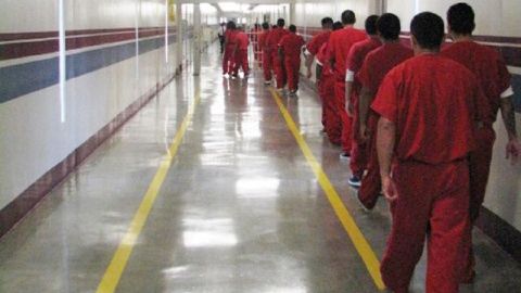 De los 2,228 inmigrantes indocumentados que  fueron liberados, 28 fueron recapturados por agentes del ICE.