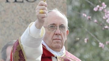 El Papa Francisco, durante la celebración del Domingo de Ramos, en El Vaticano.