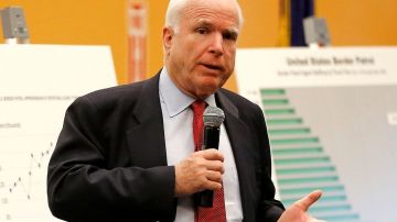 McCain es uno de los principales impulsores de la reforma bipartidista.