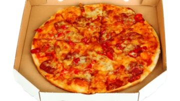 Una pizza completa puede alcanzar las 2000 calorías.