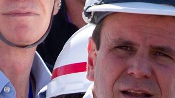 Nawal El Moutawakel, cabeza del Comité de Evaluación del COI para Río 2016 y el alcalde de la ciudad, Eduardo Paes.