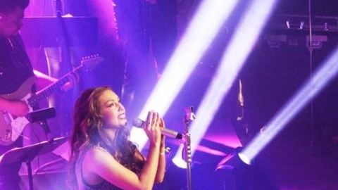 Thalía comienza gira por EEUU.