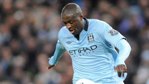 El africano Yaya Touré asegura que no saldrá del Manchester City