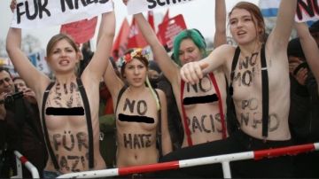 Jóvenes del grupo Femen en una protesta en Alemania.