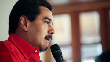 Los candidatos Nicolás Maduro, izquierda, y Henrique Capriles, no han tenido descanso ni durante la Semana Santa.