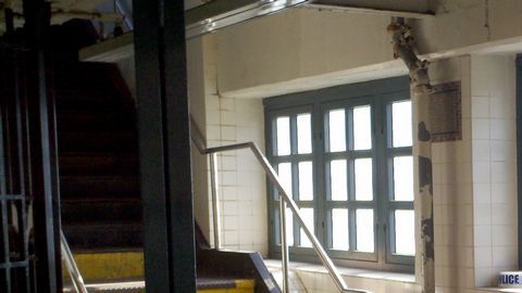 Han falleció tras ser lanzado a las vías del tren Q, en la estación de la calle 149, en Queens.