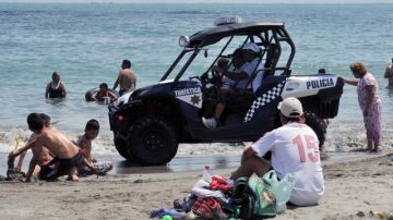 Durante el feriado de Semana Santa se incrementó el control en las playas mexicanas para evitar ahogamientos.