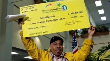 Pedro Quezada se convirtió en multimillonario al ganar los $338 millones del Powerball.