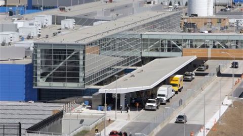 El control de entrada en la terminal Norte, en Romulus, fue cerrada hacia las 6:15 de la mañana de hoy.