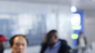 Los controles sanitarios sehan reforzado en los aeropuertos.