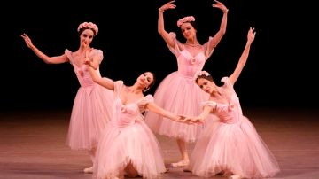 Los integrantes del Ballet Nacional de Cuba desertaron durante una gira por México, y ya llegaron a EEUU.