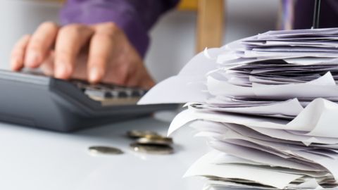 La Sección 3 de la la ley HB1351 estipula que el cliente tiene el derecho a pagar el préstamo antes de su vencimiento, sin incurrir por eso en gastos adicionales.