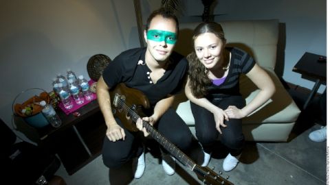 La gira para estos dos hermanos y su banda comenzará el 22 de mayo en San Francisco.
