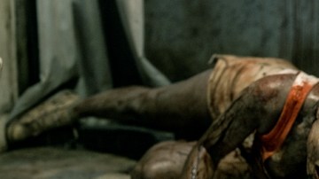 Diversas escenas de 'Evil Dead', el 'remake' del clásico de Sam Raimi que ahora ha realizado el cineasta uruguayo Fede Álvarez.
