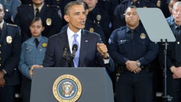 Obama hablaba sobre  el control de armas, ayer, en Denver.