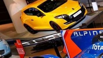 El Renault Alpine con el número 36 fue presentado en el Atelier de la firma en París.