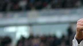 David Beckham festejó lo que parecía ser su primer gol, pero Ibrahimovic lo terminó metiendo.