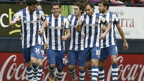 El defensa mexicano Héctor Moreno consiguió un gol en el triunfo del Espanyol