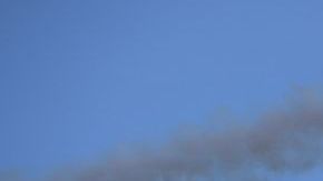 Un piloto participa con su avioneta en el Show Aéreo del Caribe.