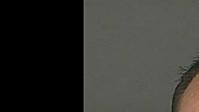 El domingo por la noche se había arrestado al oficial Matthew Andrews, de 36 años, quien desde hace dos años trabaja en la cárcel desde la que se escapó Trujillo.