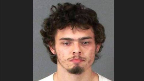 Jerimiah Hartline, de 19 años y residente del estado de Tennesse, aseguró a una corte que podría probar que lo seguían muertos vivientes el sábado cuando robó el camión.