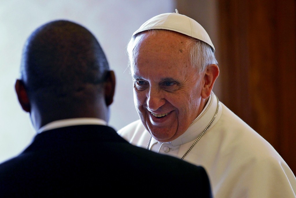 El Papa Francisco también recibió al Primer Ministro de Mozambique.