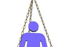 Un grupo en la ciudad de Mérida  inició una petición en internet para que la empresa retirara dicha publicidad.