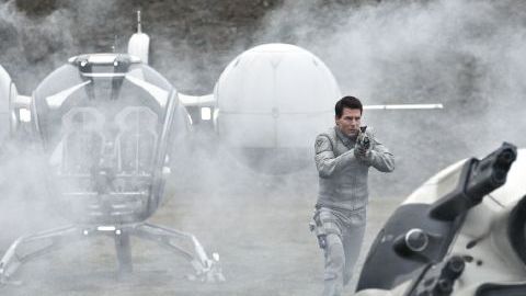 Tom Cruise en una escena de "Oblivion".